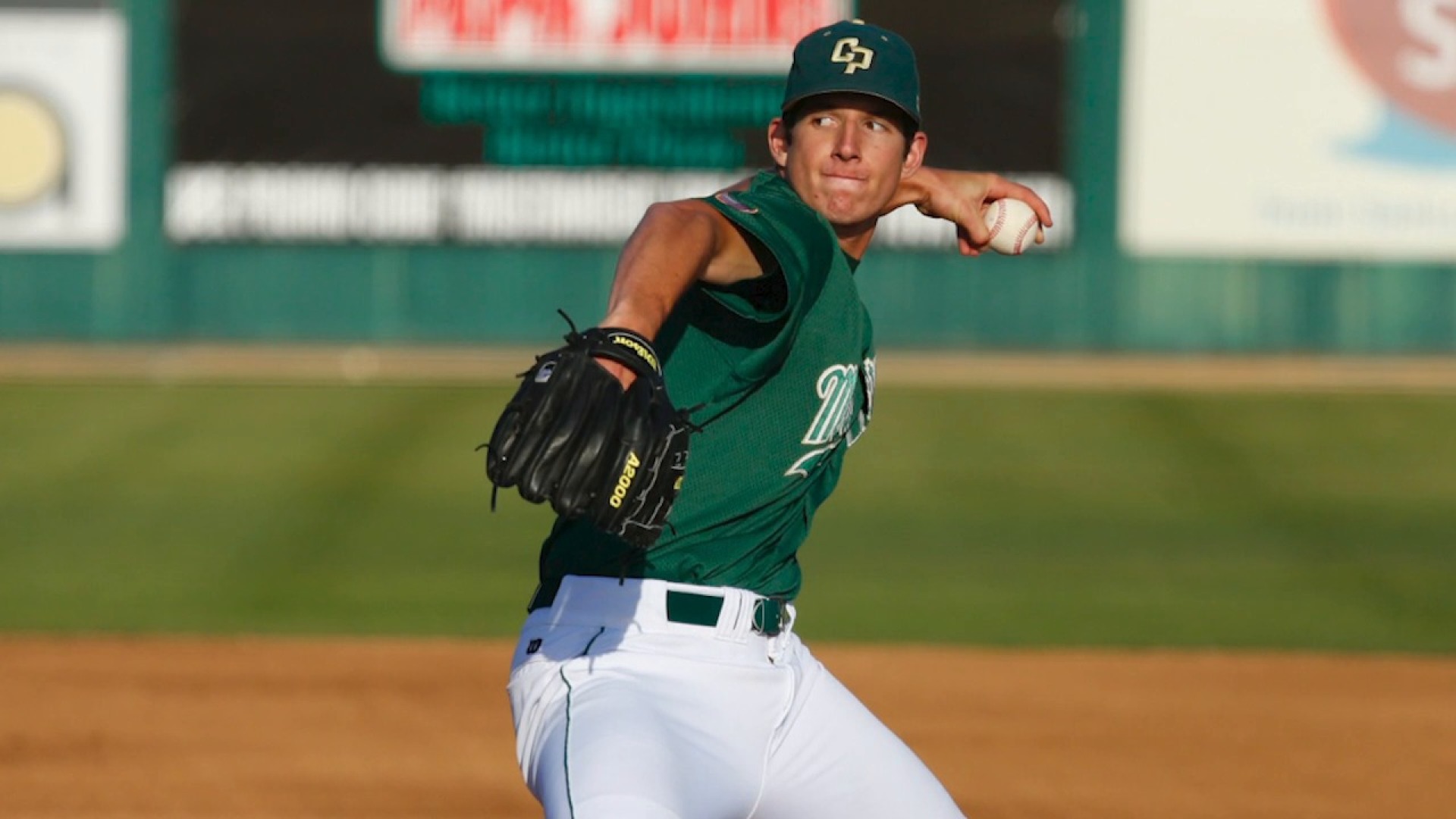 Camarillo HS coach Dmitri Young 2021 RHP Brodie Chestnutt